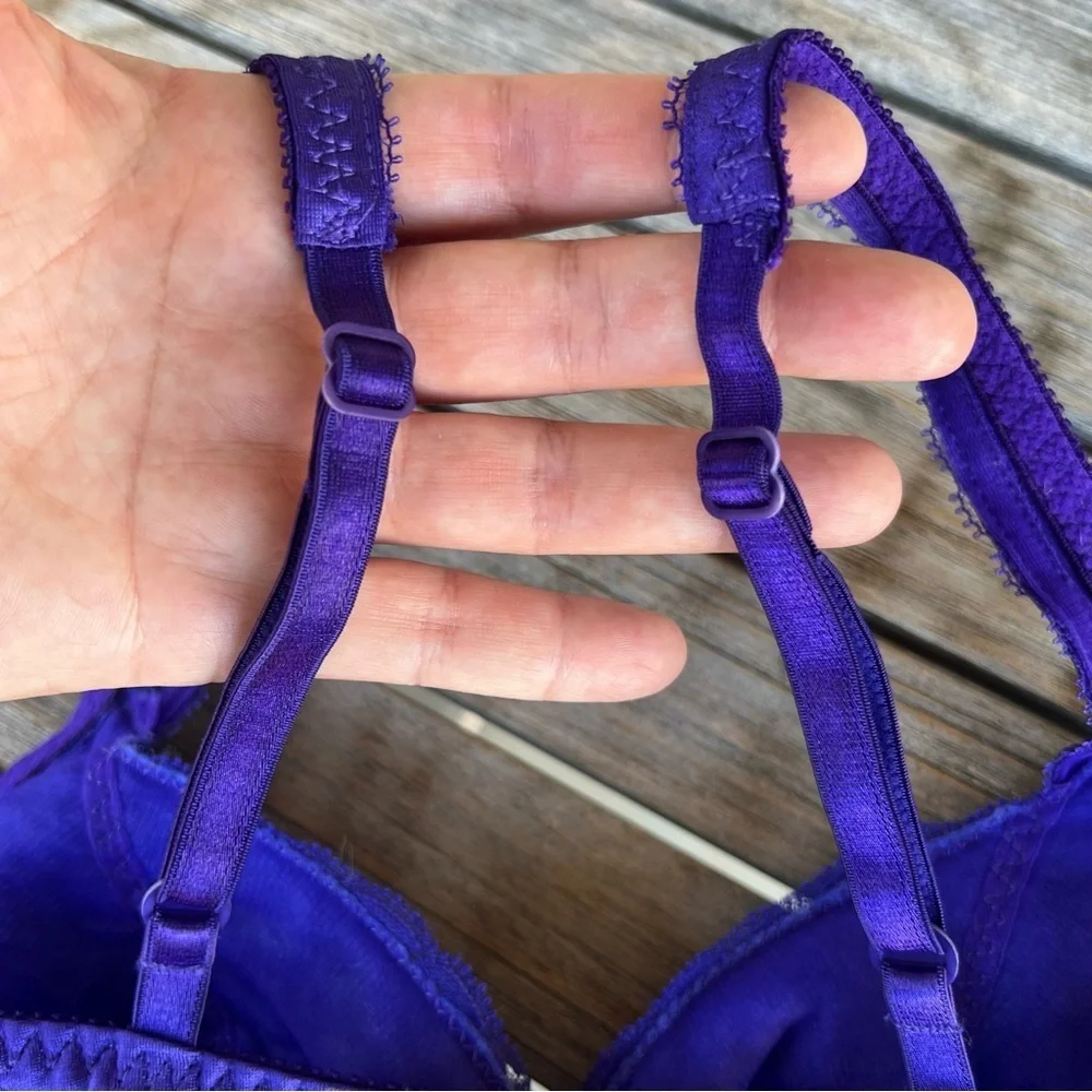 VTG Victoria’s Secret Good Label Bra Purple Jacquard Scroll Lace Front Close 80s